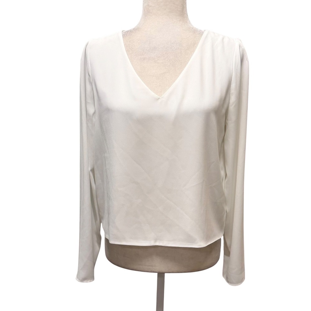 Aritzia Babaton Blouse Top White Women M Long Sleeve Minimalist Quiet Luxury